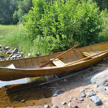度假居 图玛尼米小屋旅馆 Kokonvaara